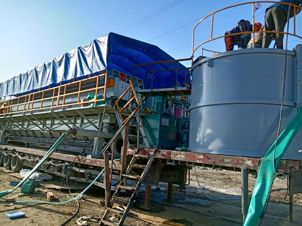 梁子湖污水池淤泥处理-河道清淤-炜誉市政